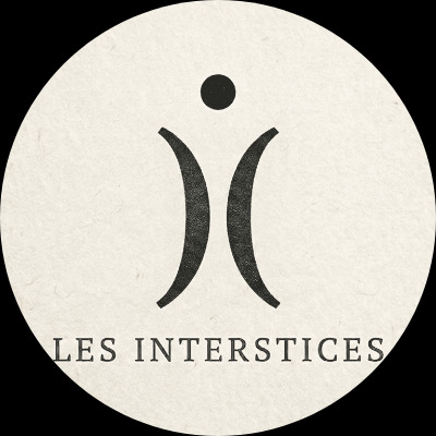 Les-Interstices